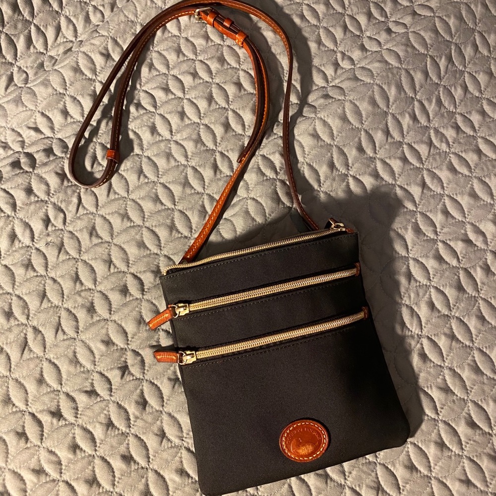 Dooney & Bourke Crossbody Bag